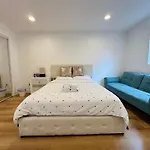 Chic And Secure Private Room In Modern Home 6
